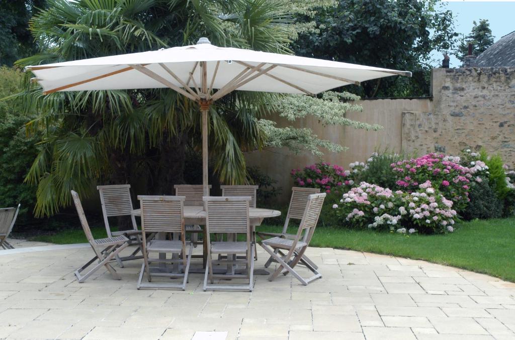 לינה וארוחת בוקר Craon  La Demeure De L'Ile מראה חיצוני תמונה